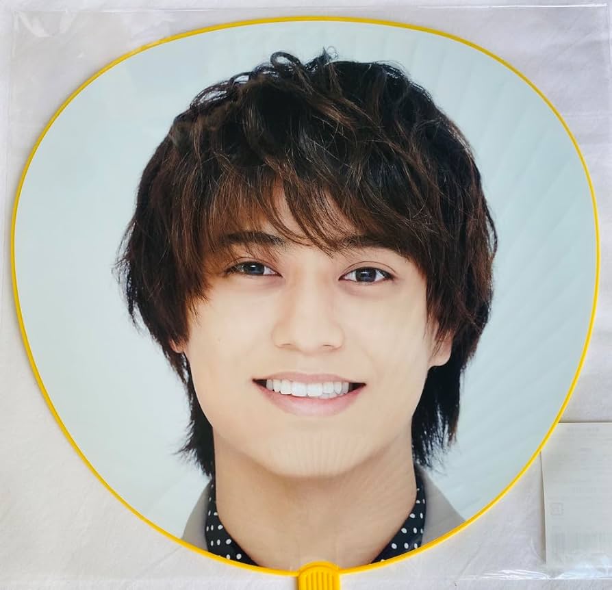 Amazon.co.jp: King & Prince 【 高橋海人 ジャンボうちわ 】 LIVE