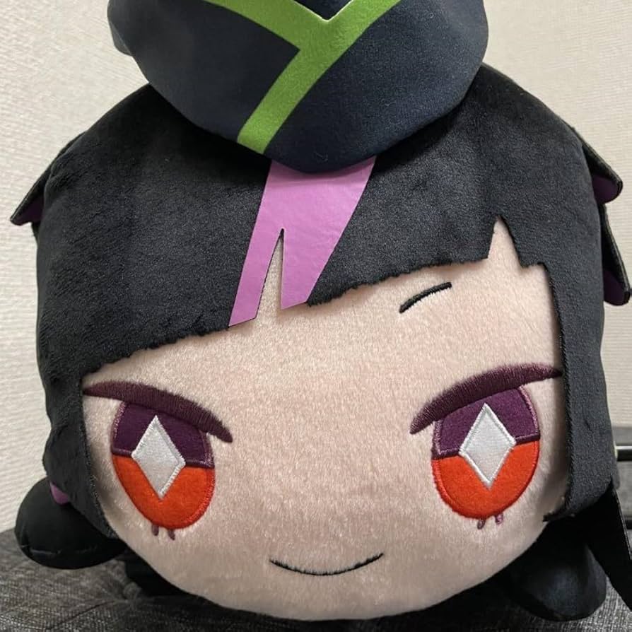 Amazon.co.jp: ツイステッドワンダーランド リリア バンルージュ メガ