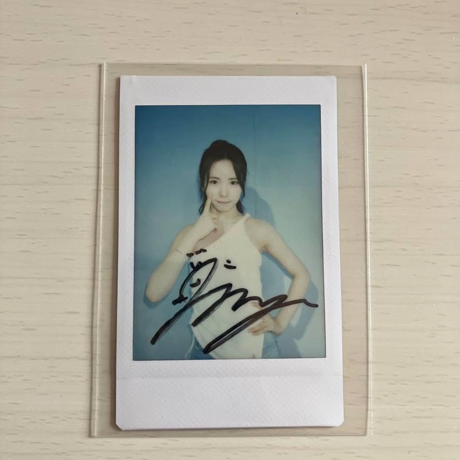 NiziU RIMA 直筆サイン チェキ Bluemoon NiziU RIMA 直筆サイン チェキ