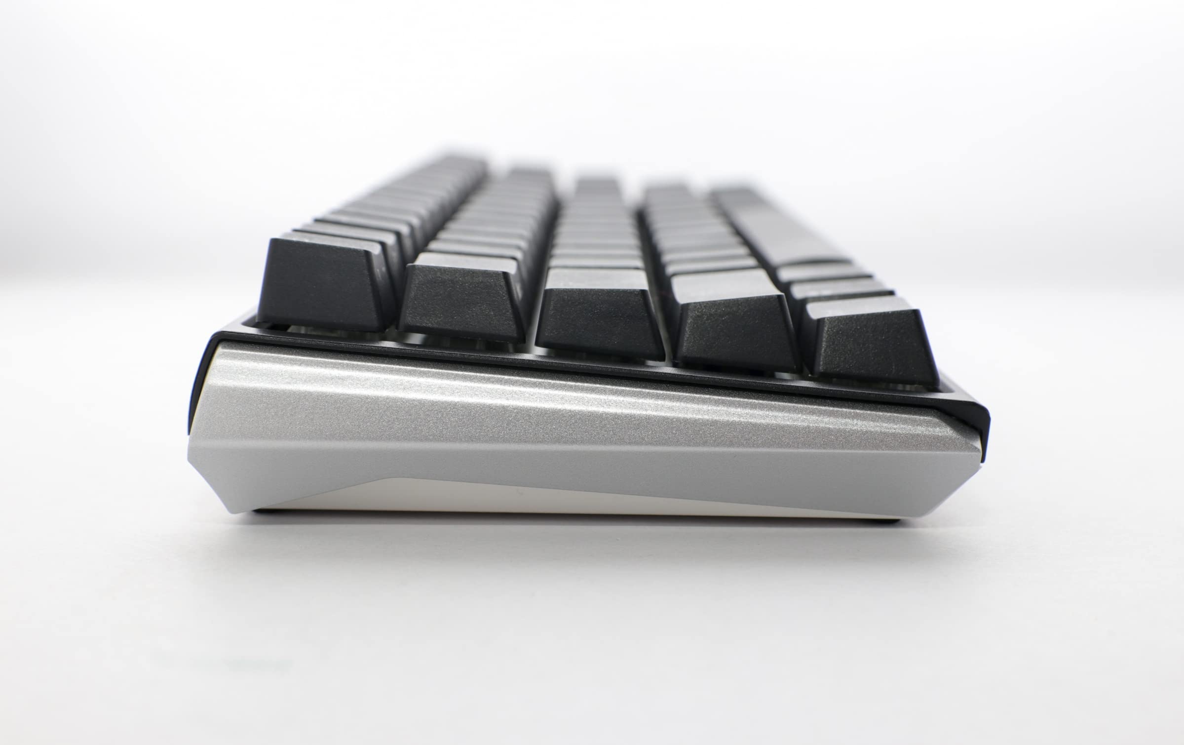 Amazon.com: Ducky One 3 Mini 60% Mechanical Keyboard: Quack