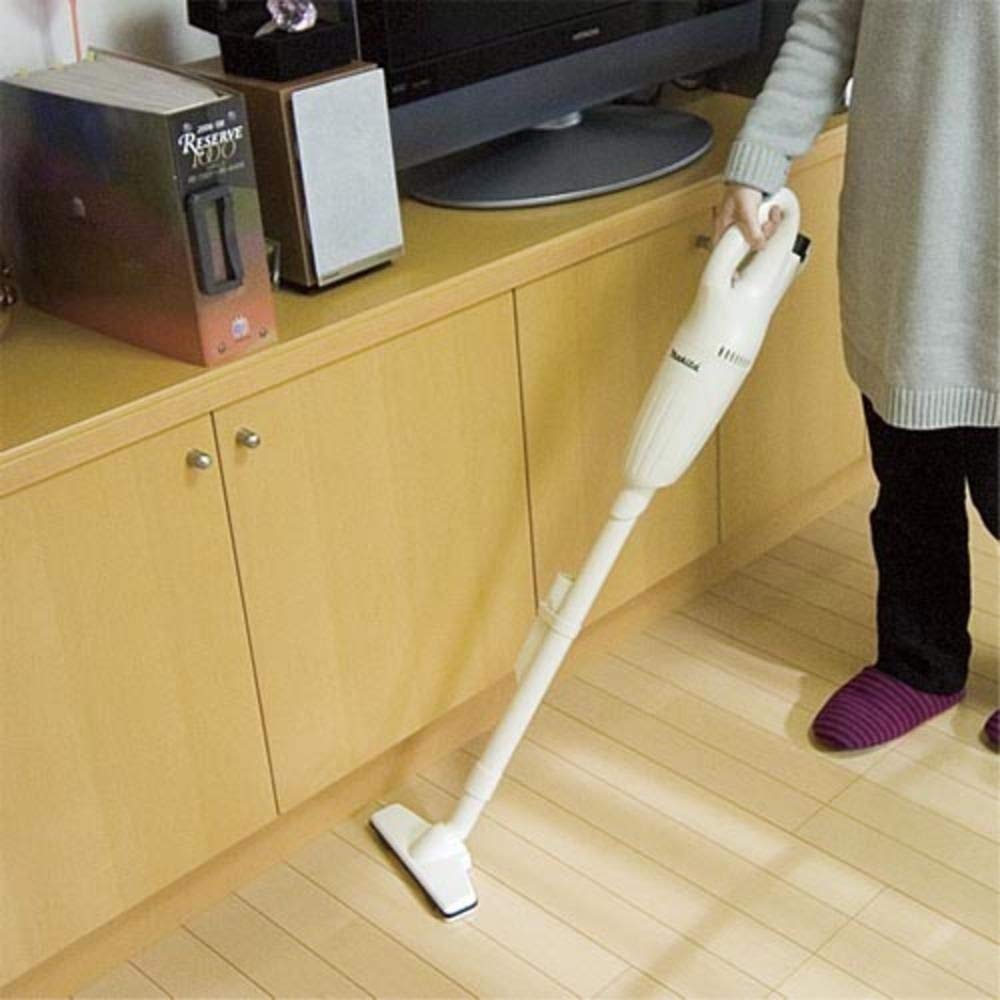 Amazon.co.jp: マキタ コードレス掃除機(充電式クリーナー) CL100DW