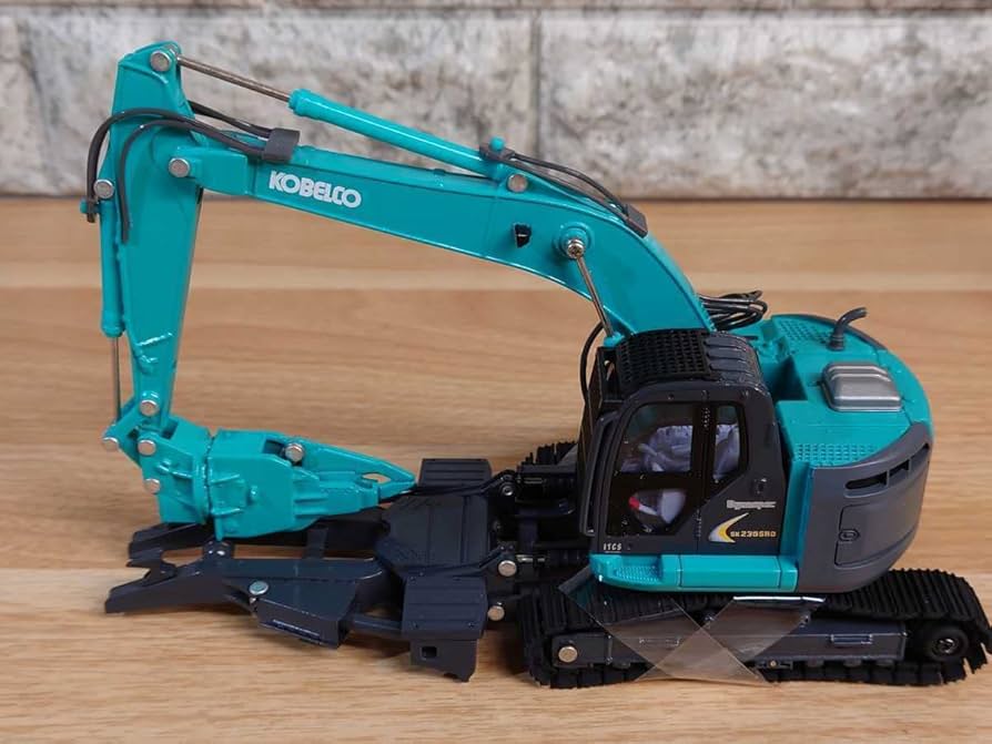 Amazon | KOBELCO 1/43 コベルコ建機 マルチ解体機 ミニチュア