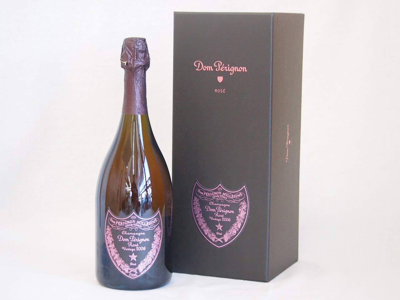 Amazon.co.jp: ドン ペリニヨン ロゼ750ml (正規輸入品 箱付き) ピンク