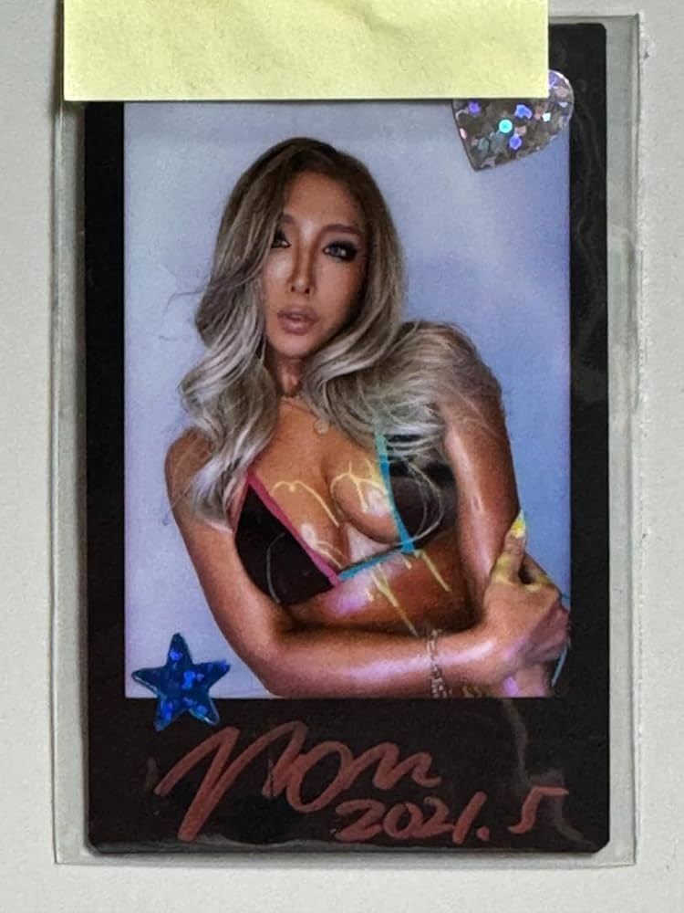 Amazon.co.jp: nonsummerjack 直筆サイン入りチェキ : おもちゃ