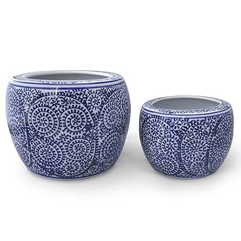 染付小型手あぶり火鉢 (芳州作) 染付小型手あぶり火鉢 (芳