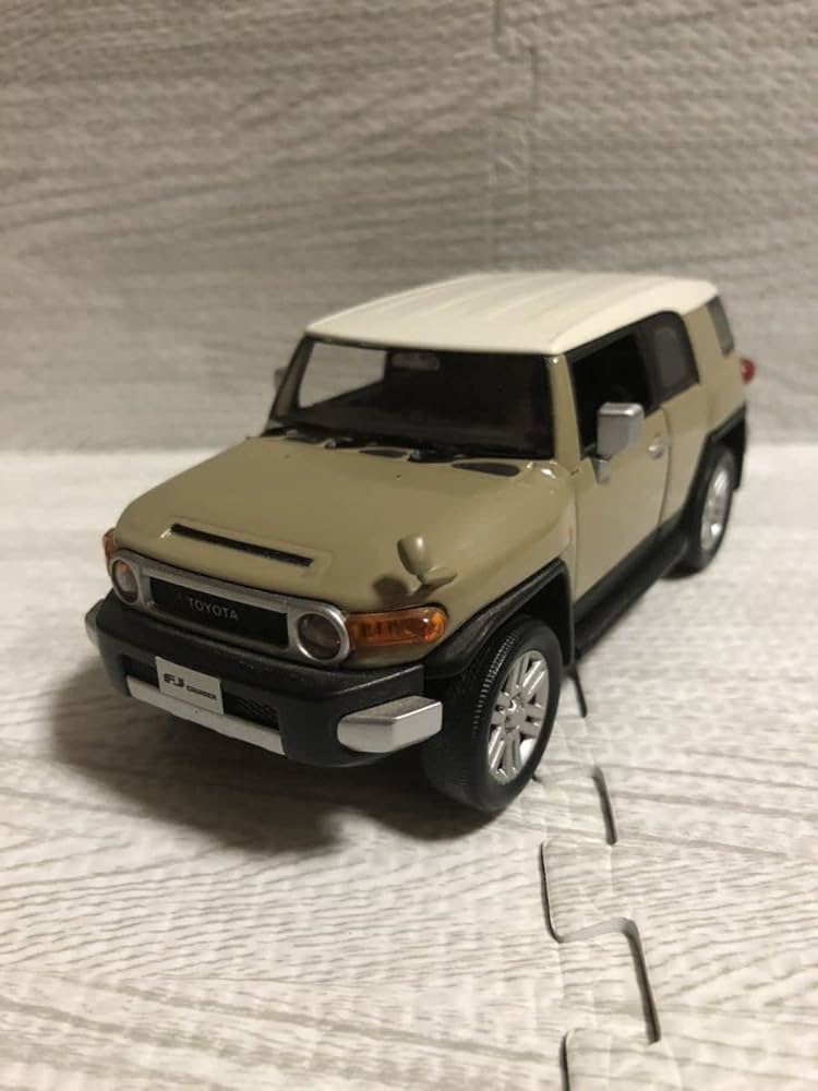 Amazon.co.jp: 1/30 トヨタ FJクルーザー 非売品 カラーサンプル