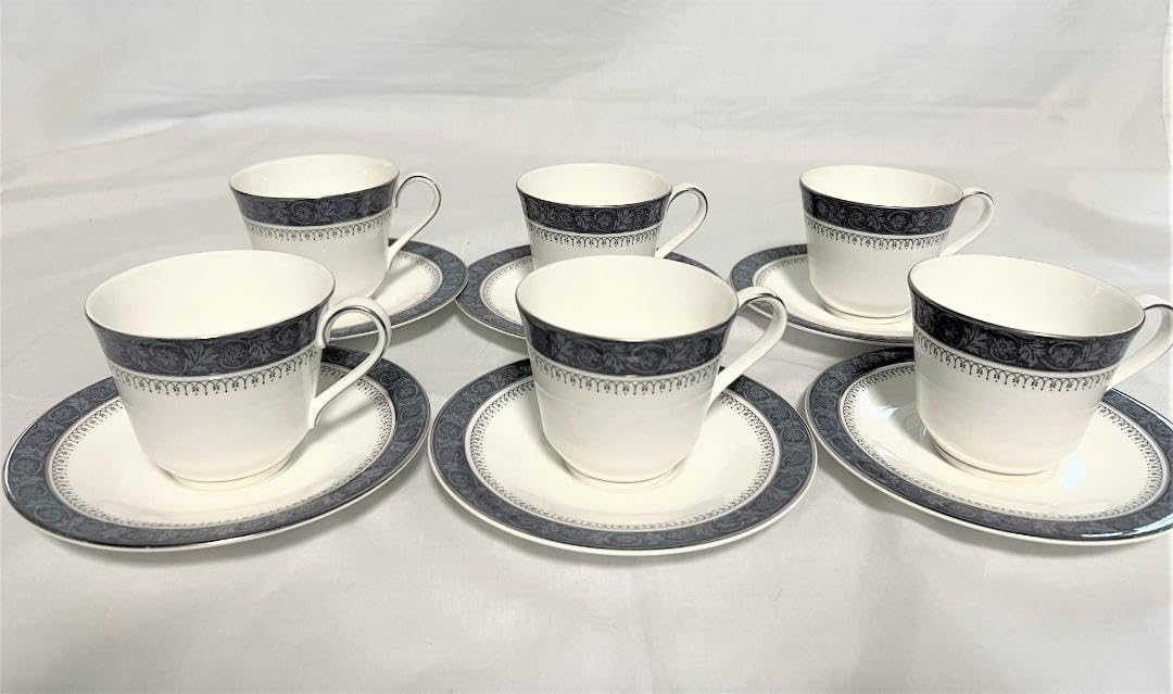 ロイヤルドルトン エリザベス 限定品 Royal Doulton HN3099 【公式通販】