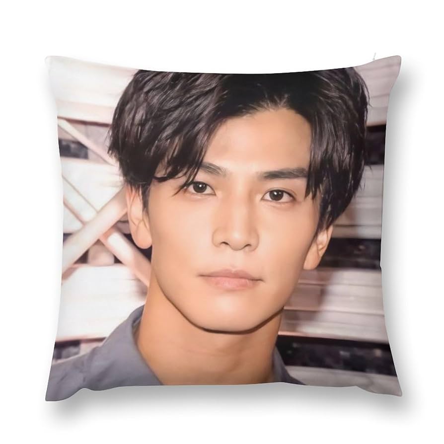 岩田剛典【MUGEN ROAD】クッション 【公式通販】