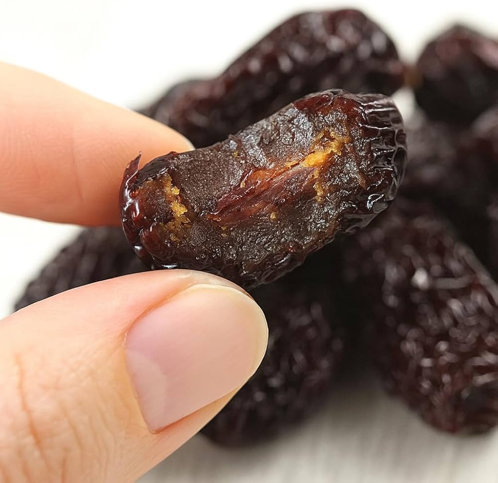 Amazon.co.jp: 特級 黒棗 黒なつめ 300g (DATEPLUM PERSIMMON) 無添加