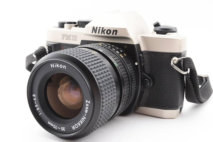 値下！極上美品 往年の名機 nikon FM10 & 軽めの望遠 35-105 値下