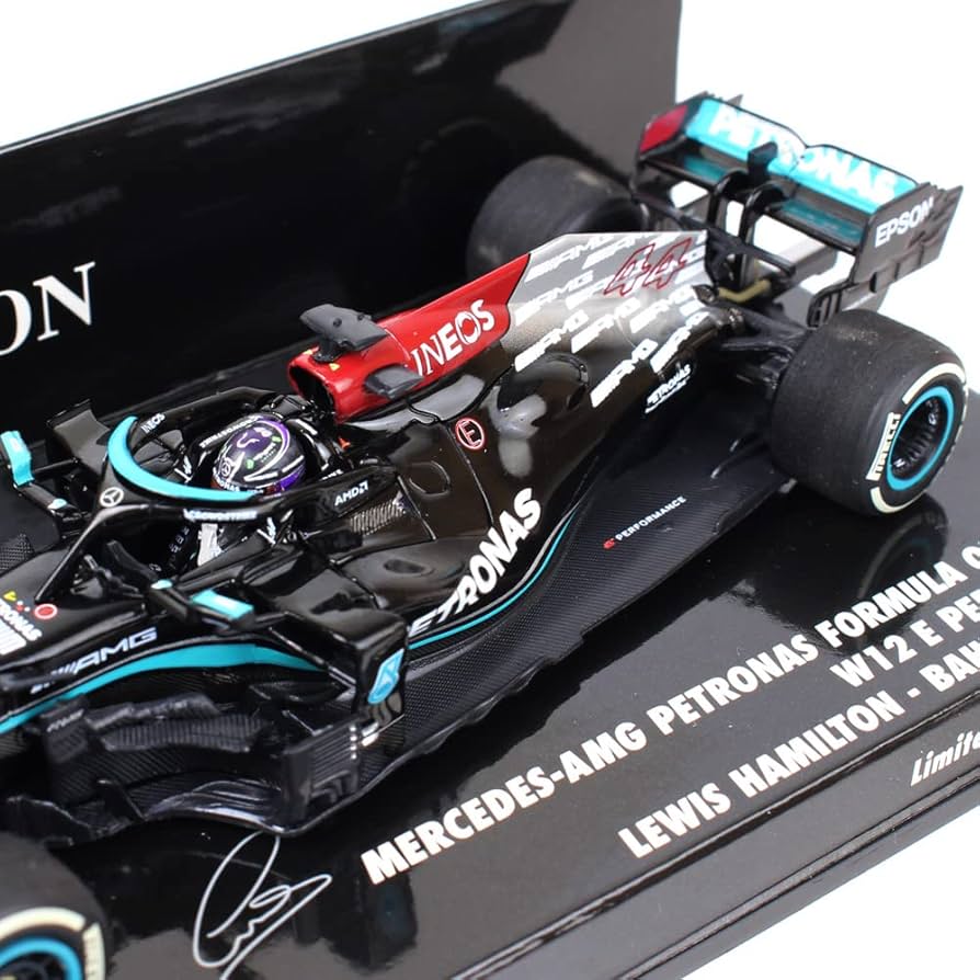 ⑩PMA1/43 メルセデスAMGペトロナスF1チームW07 N.ロズベルグ2016