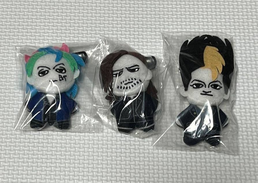 Amazon.co.jp: BUCKTICK 3 Piece Plush Toy Set : Toys & Games