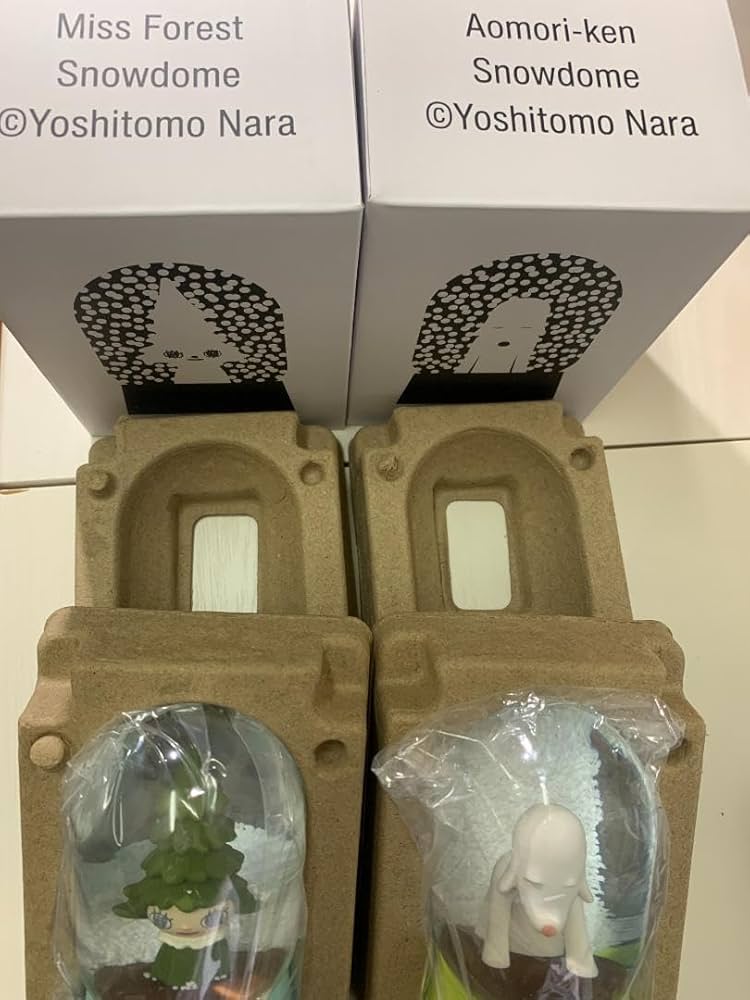 奈良美智さんスノードーム あおもり犬 森の子2個セット 奈良美智