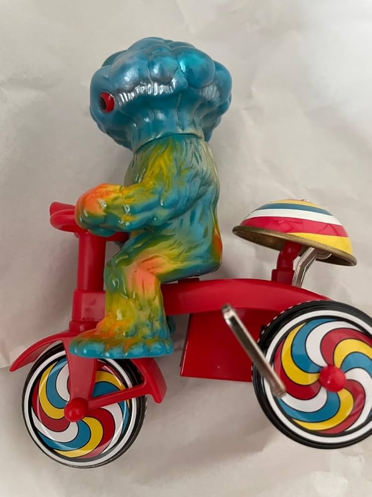 M1号 マタンゴ Amazon.co.jp: M1号 マタンゴ三輪車 水色 ソフビ