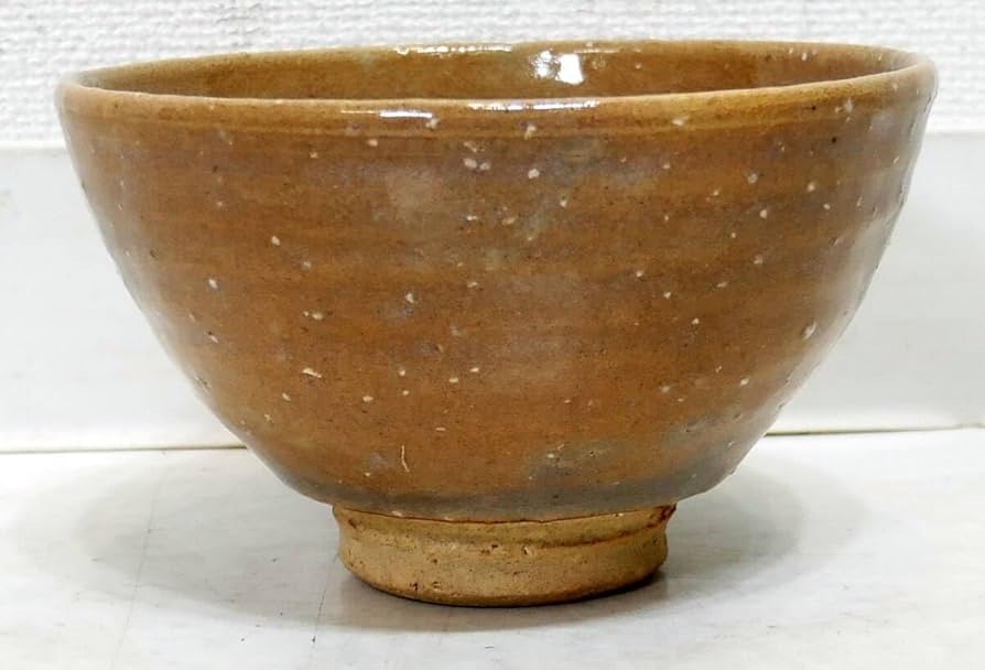 Amazon.co.jp: 萩焼 泉流山窯 古賀大雅堂 古賀大眉 茶碗 共箱付 茶道具