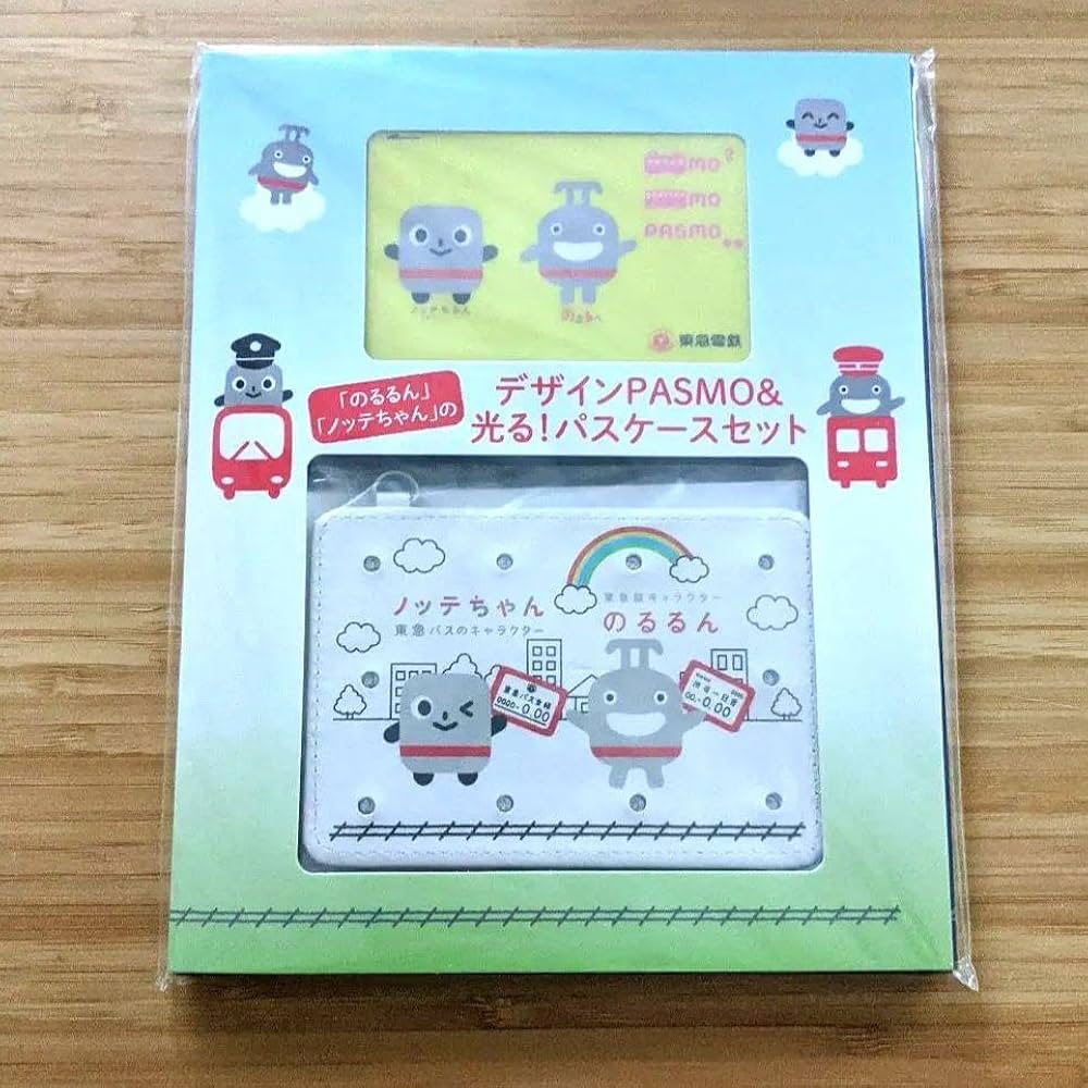 Amazon.co.jp: のるるん×ノッテちゃん デザインPASMO 光る パスケース