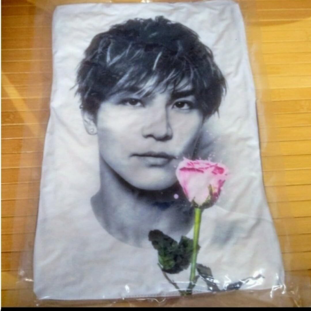 岩田剛典 クッション 実写 2024/9/4(水)Release!! 岩田剛典 LIVE Blu