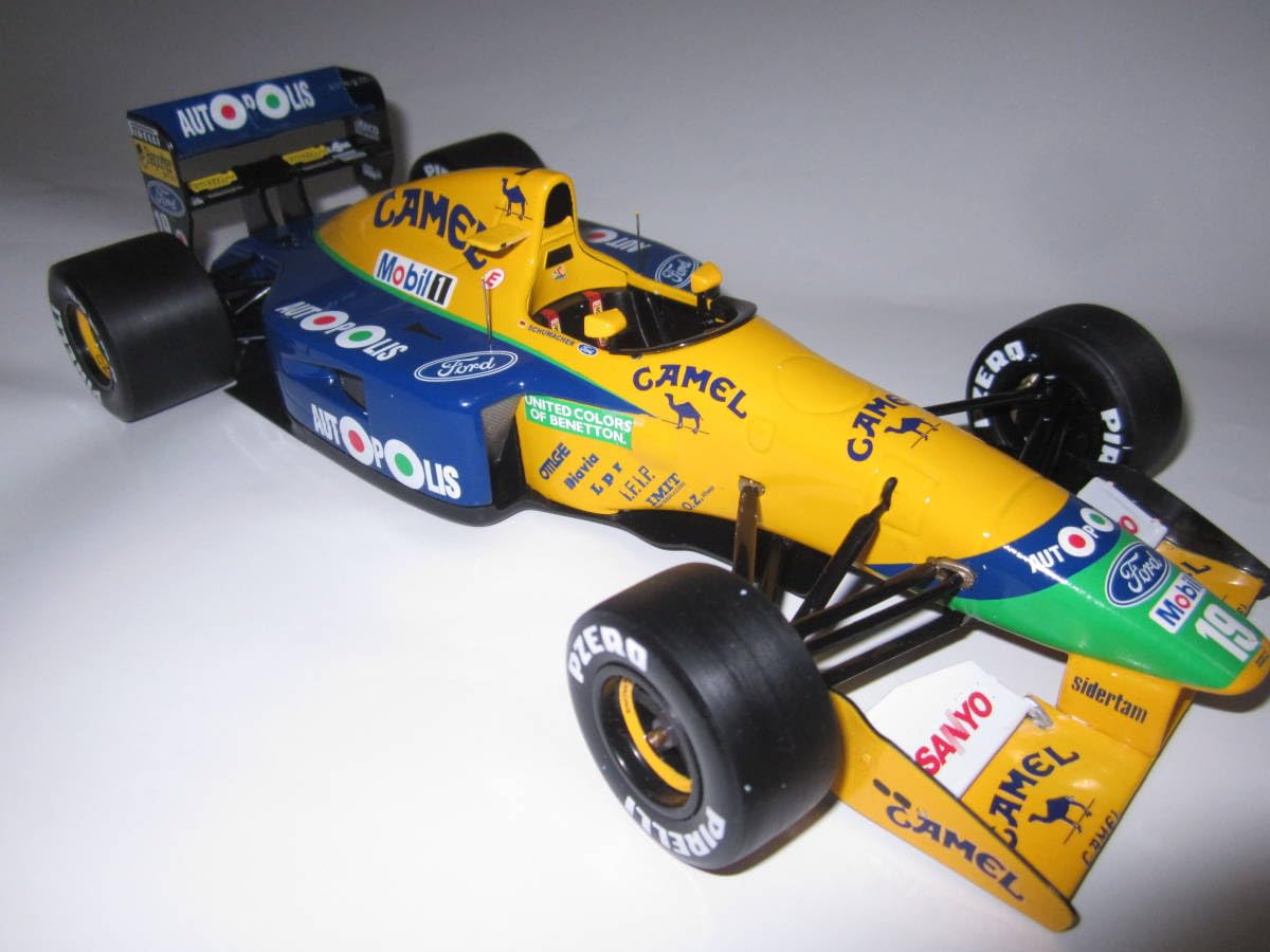 未使用 美品 ミニチャンプス1/18 ベネトン1991 R.モレノ N.ピケ Yahoo