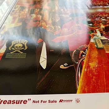 Amazon.co.jp: B'zポスター2枚セット 「treasure」 : おもちゃ