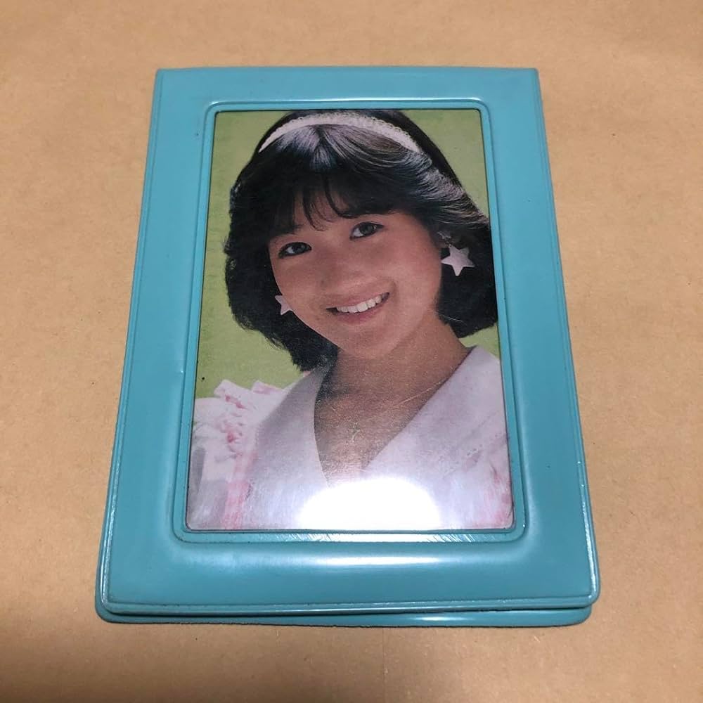 岡田有希子 会員証パスケース(カード2枚付) オフィシャルファンクラブ