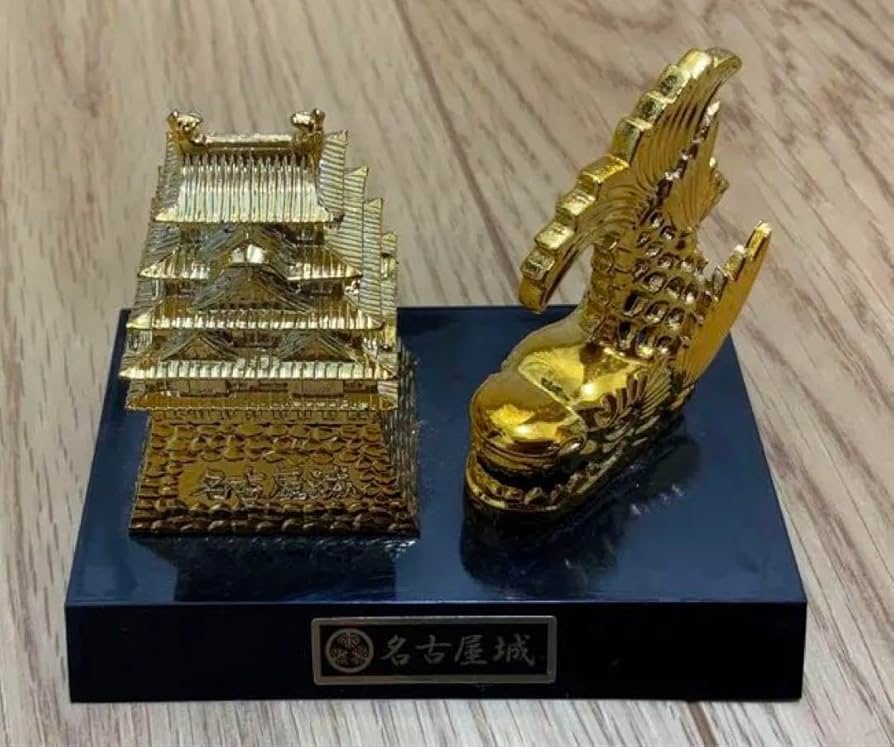 Amazon.co.jp: 名古屋城 金のシャチホコ 鯱 お土産 置き物 インテリア