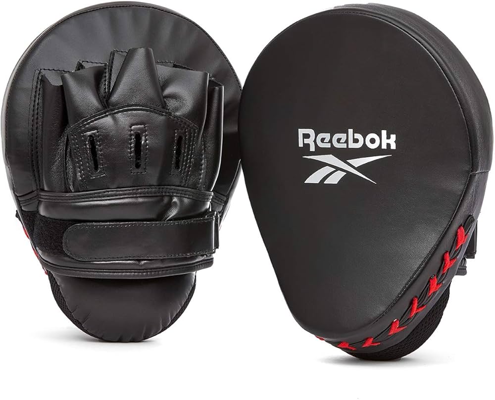 Reebok パンチングミット 黒/赤 Reebok パンチングミット 黒/赤