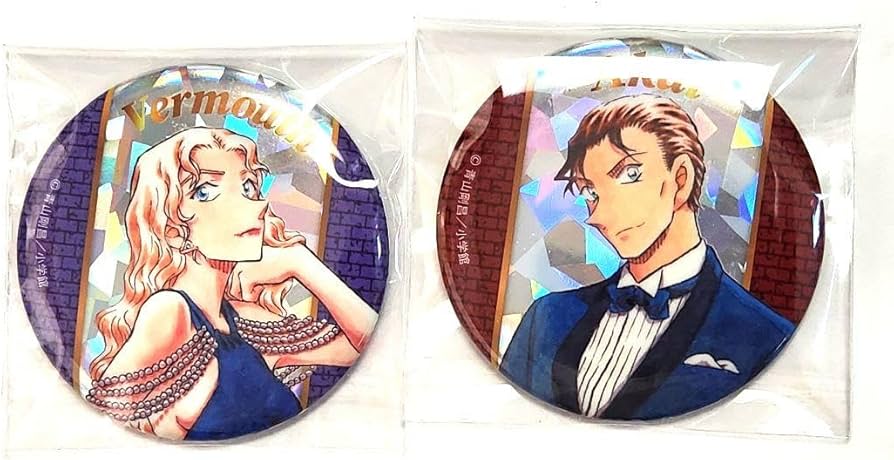 Amazon | コナン展 30周年記念 缶バッジ 赤井秀一 ベルモット | バッジ