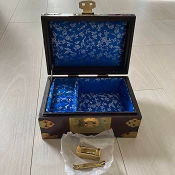 Amazon.co.jp: 中国 白翡翠 彫刻 宝石箱 ジュエリーボックス