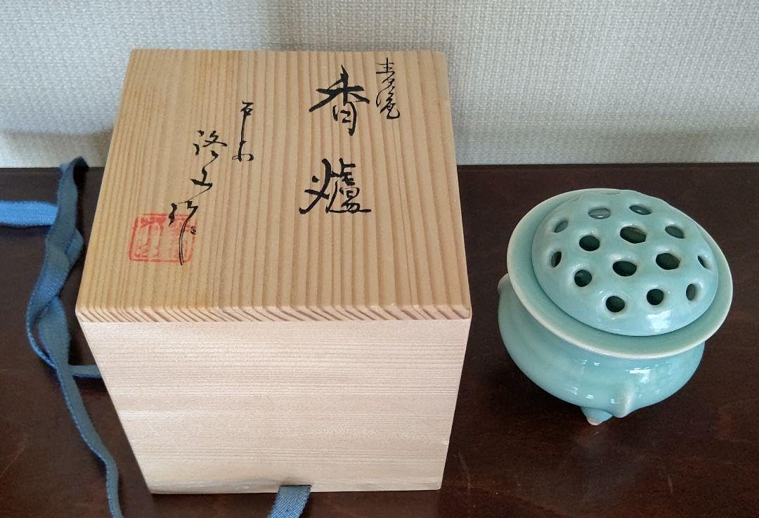 平安洛山作 香炉 三足炉 青瓷香爐 木箱入