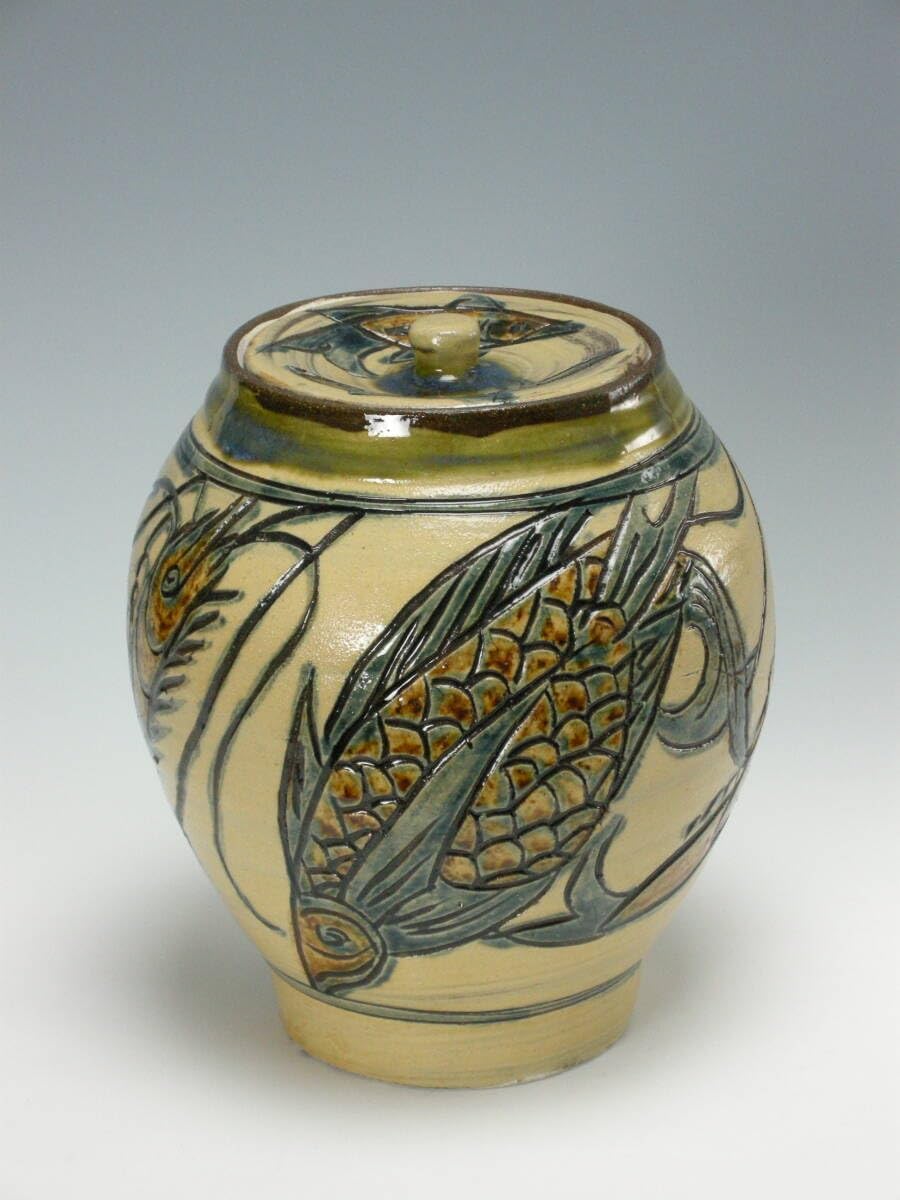 沖縄 金城次郎 壺屋焼 人間国宝 魚文マグカップ 湯呑 コップ 壺屋焼