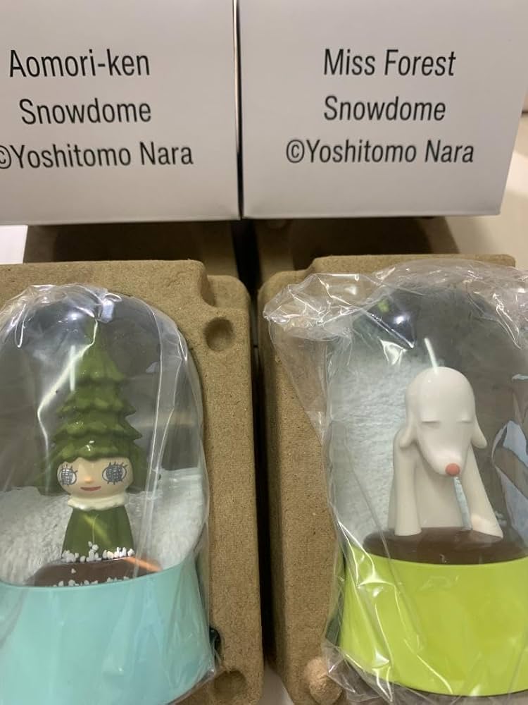 青森県立美術館 奈良美智 あおもり犬 スノードーム Amazon.co.jp