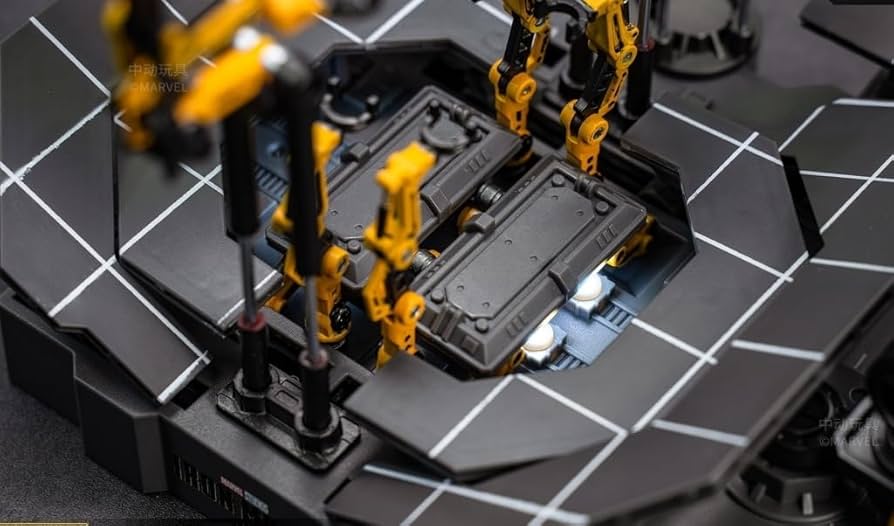 Amazon.co.jp: ZD TOYS アイアンマン2 マーク4 MK4 パワードスーツ装着