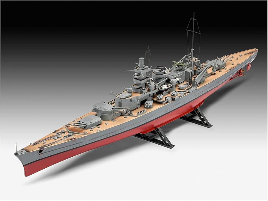 ドラゴン 1/350 ドイツ戦艦 シャルンホルスト 未組立品
