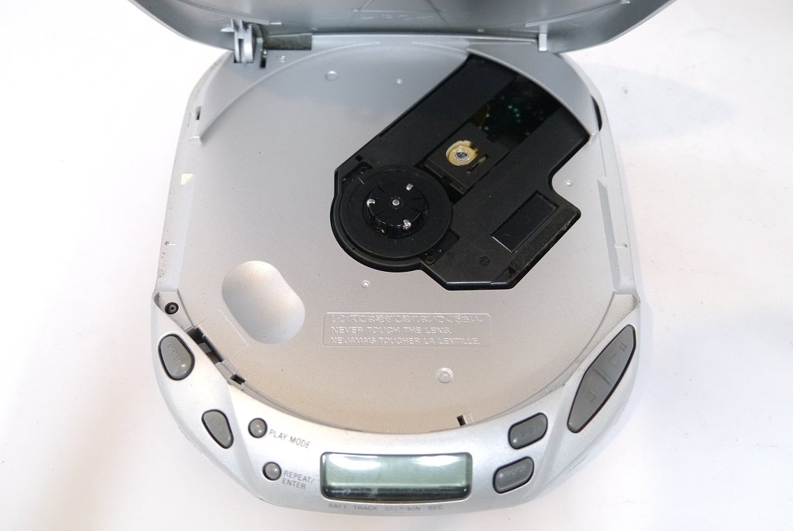 Amazon.co.jp: SONY ソニー CDウォークマン WALKMAN ポータブルCD