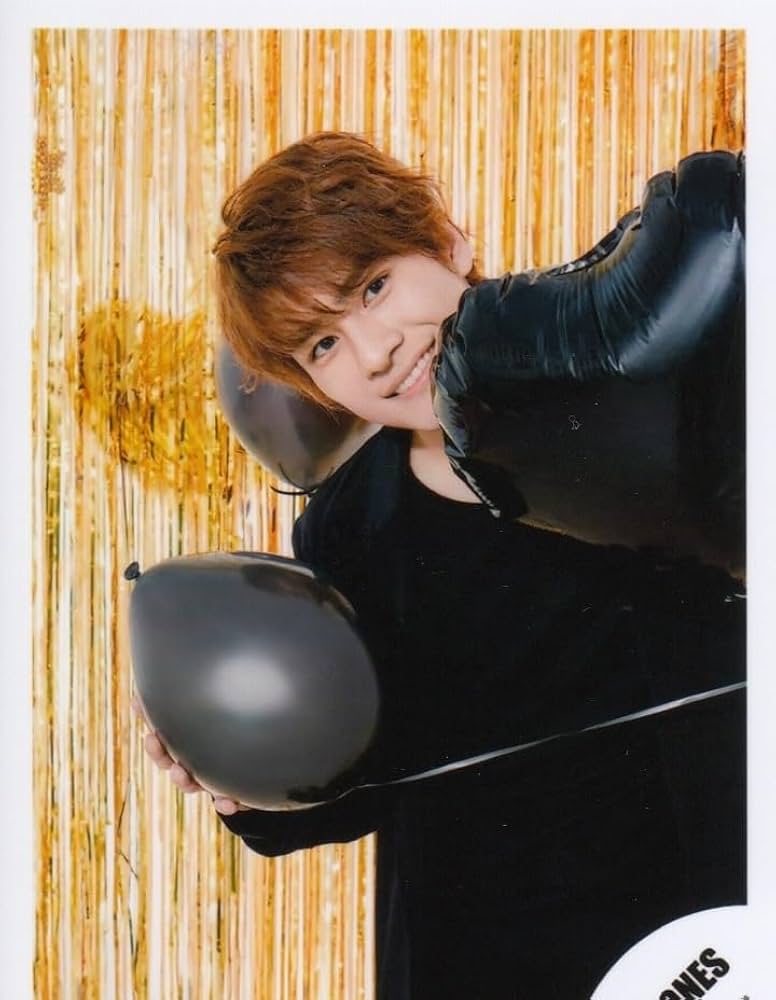 Amazon.co.jp: SixTONES mini公式写真(森本慎太郎)（L判の半分サイズ