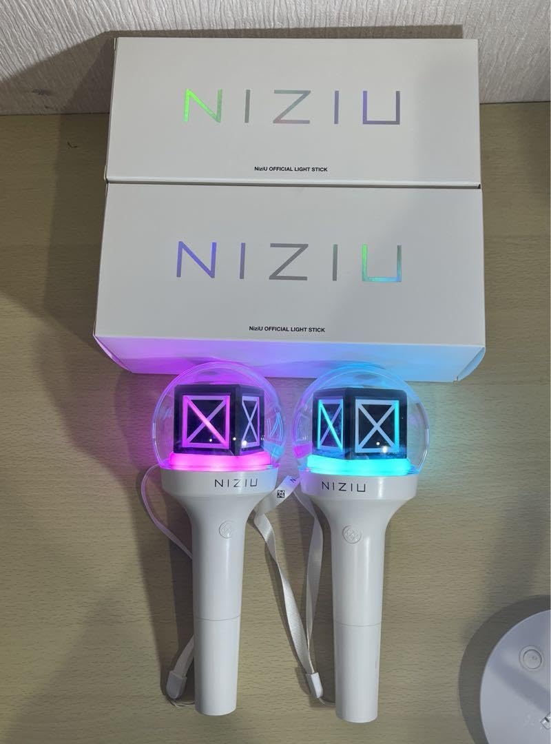 本日発送】niziuペンライト ✖︎2 NiziU ペンライト 2本セット 動作
