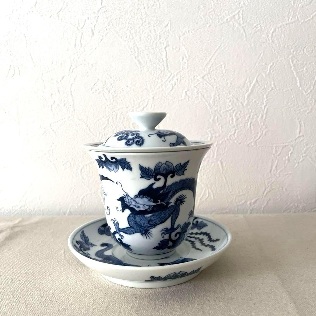 人間国宝 井上萬二作 白磁彫文蓋付 汲出碗 共箱 日本の銘窯 人間国宝