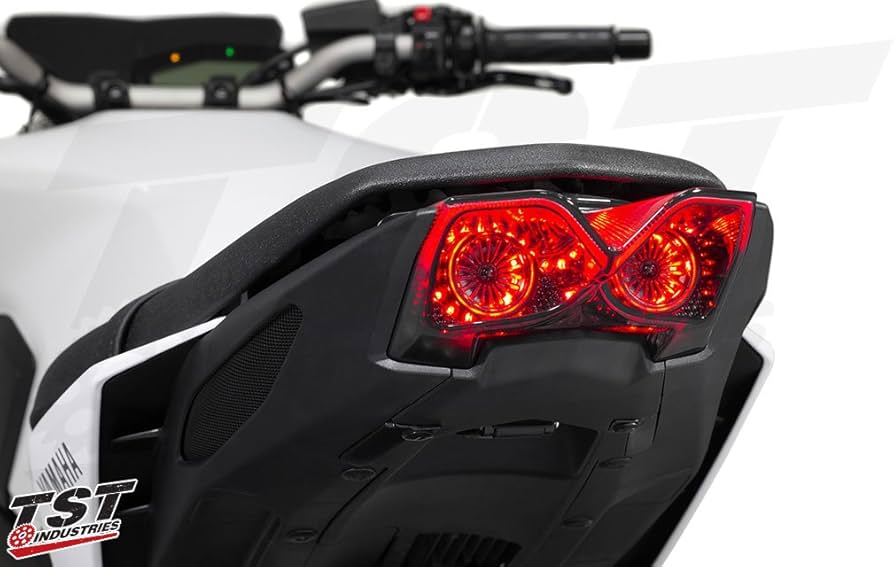 TSTテールランプクリア 動作確認済 ギボシ加工済 Amazon | TST ZX-10R