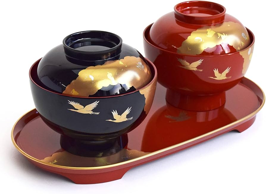 Amazon.co.jp: まえじゅう漆器 雑煮椀 お椀 お雑煮 蓋付き 光輝 黒内朱