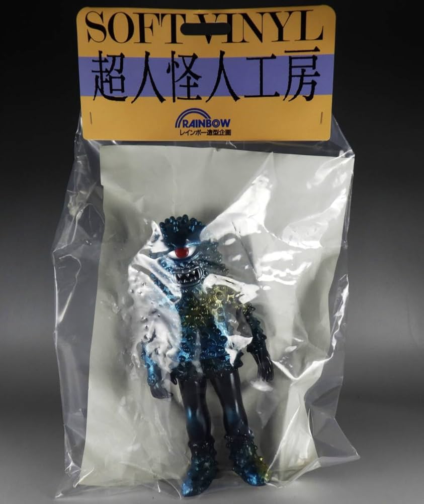 マ『超人バロム・1』に登場する「ドルゲ魔人」のソフビ マ『超人バロム