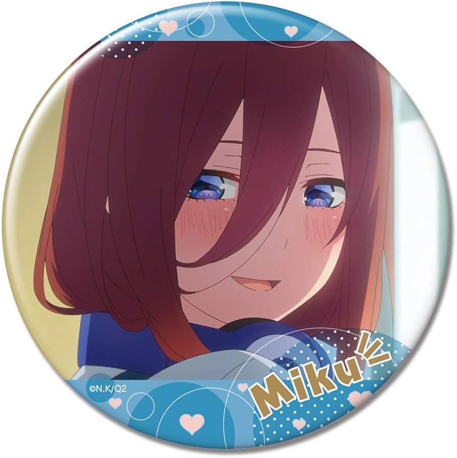 Amazon | 五等分の花嫁∬ 缶バッジ デザイン12(中野三玖/B) | バッジ