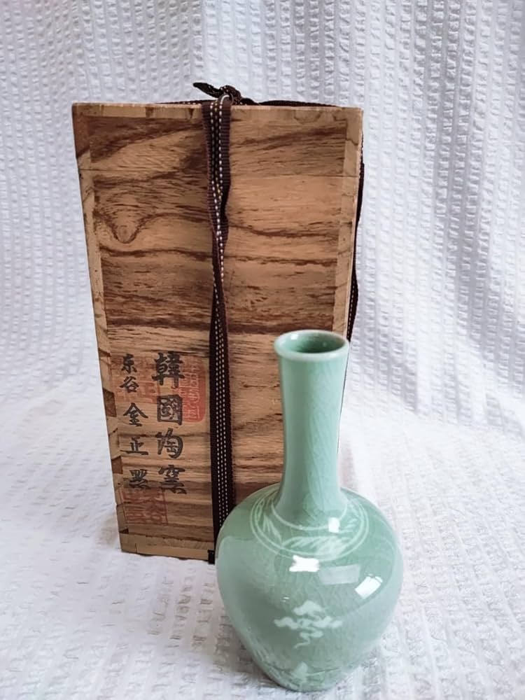 Amazon.co.jp: 韓国陶窯 東谷 金正黙 一輪挿し 花瓶 陶器 木箱 高麗