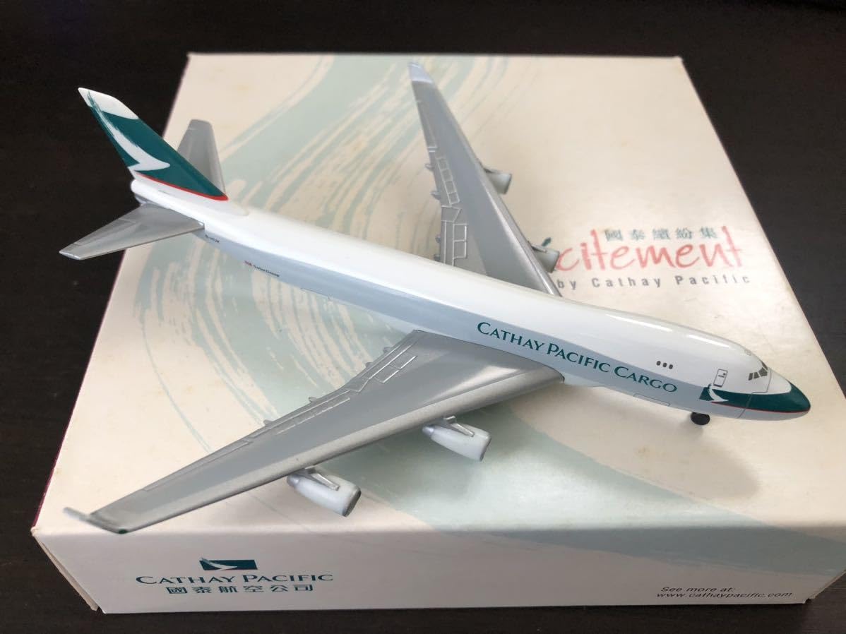 Amazon.co.jp: herpa Wings 1/500 B747-400F CATHAY PACIFIC CARGO