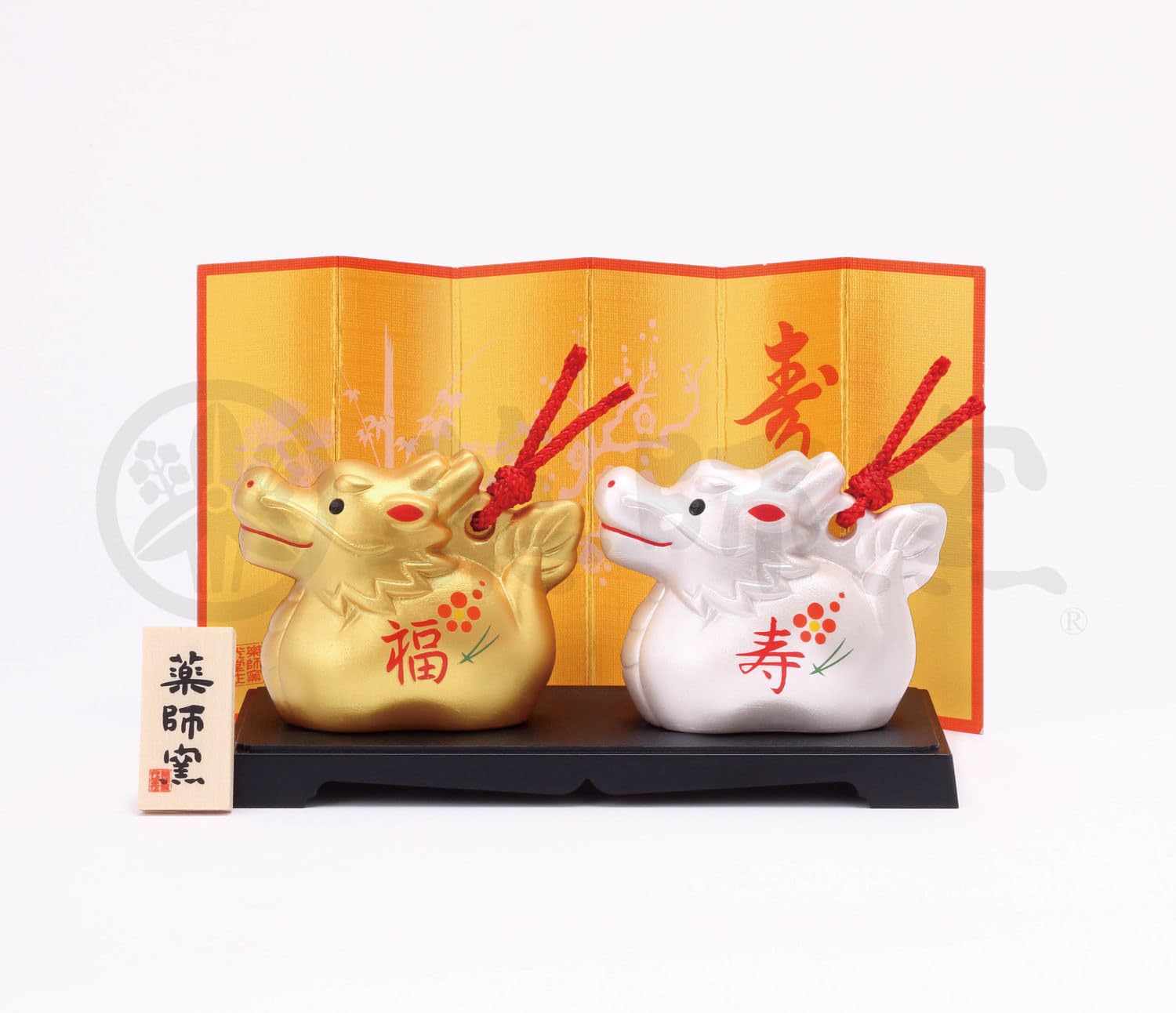 Y1183-2 極上彫刻 総重量680g 置物 アクセサリー まとめて Y1183-2