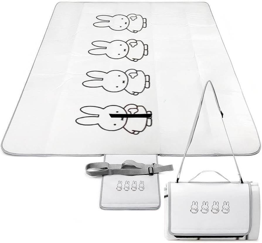 Amazon.co.jp: ミッフィー レジャーシート コンパクト 大判 ピクニック