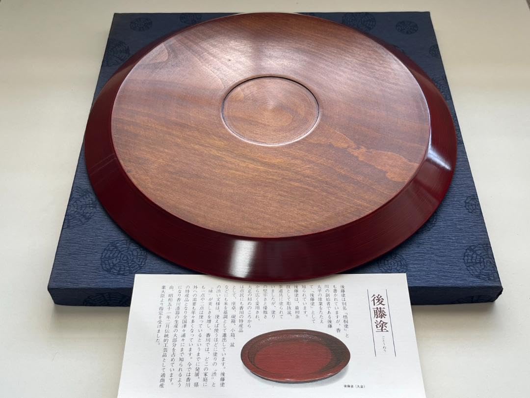 美しい古美術蔵から可憐な花が咲き誇るかなり超可愛い花瓶壺が出て来