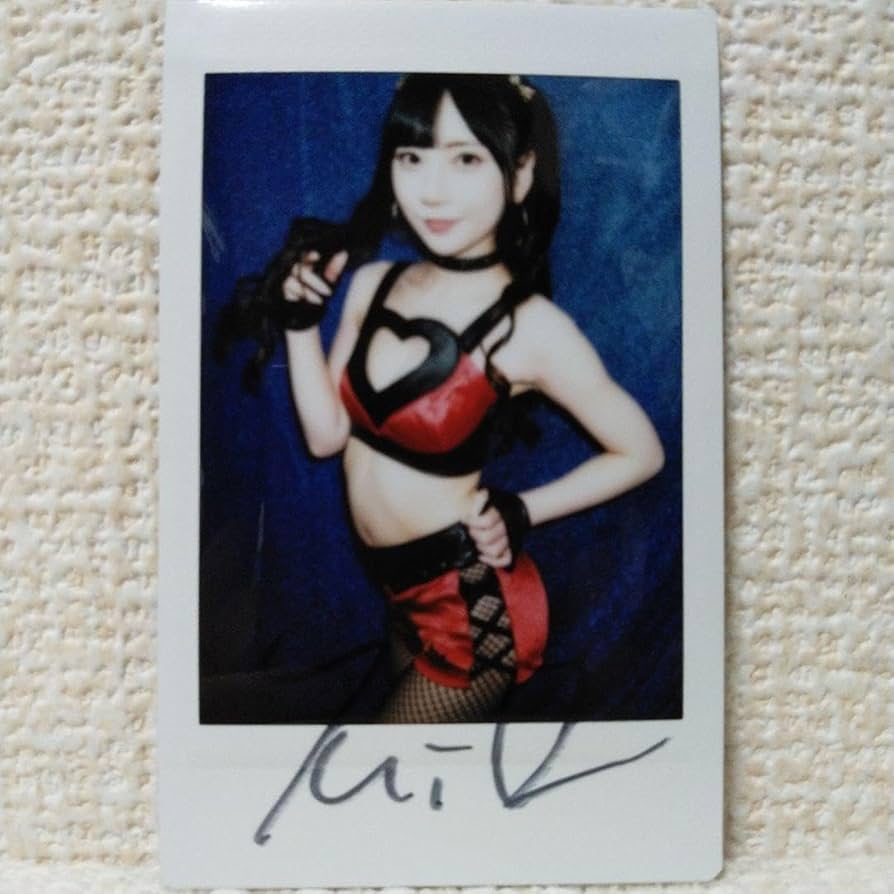 七沢みあ 直筆サイン入り チェキ Amazon.co.jp: 七沢みあ 直筆サイン