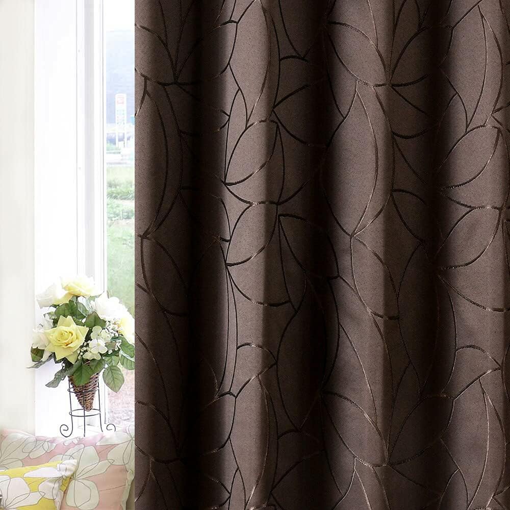 美しい古美術品 蔵から見事にくねくねした雰囲気の良い茶碗が出てき