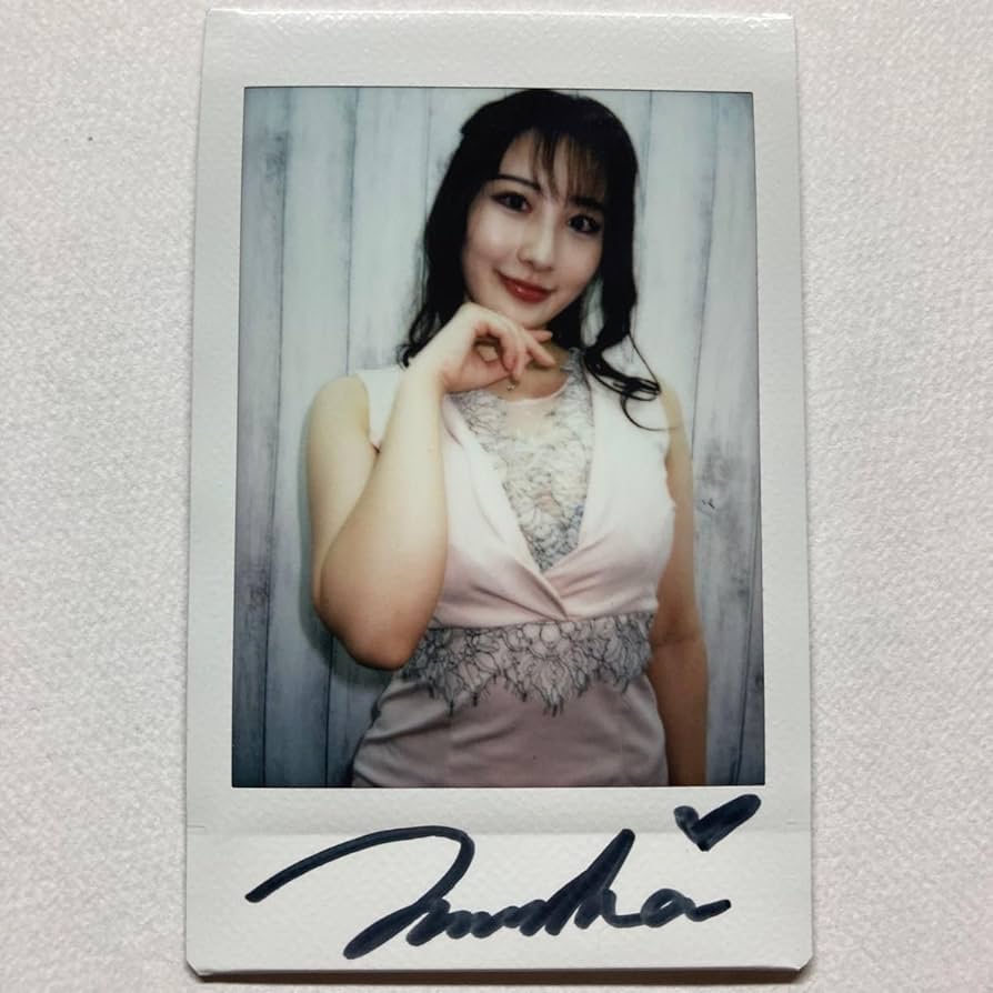 Babydontcry ミア タワレコ 直筆サイン入りチェキ BabyDONTCry BDC