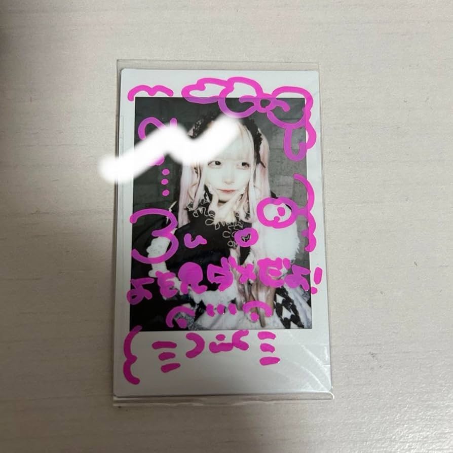 SHOW TIME TWICE モモ 直筆サイン入りチェキ ラキドロ TWICE モモ